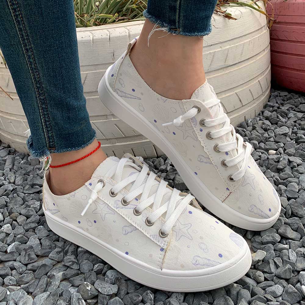 On Sneaker Care - Women's Spring and Summer Fashionable Casual
