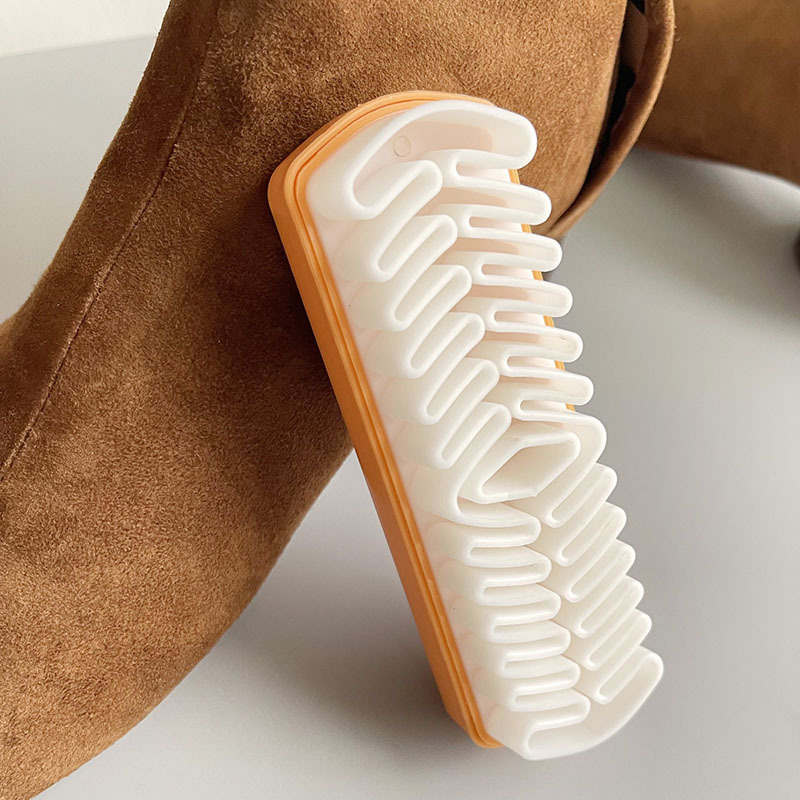 Leather Brush For Suede Boots  - đánh giá và giá Sneaker Care Spray